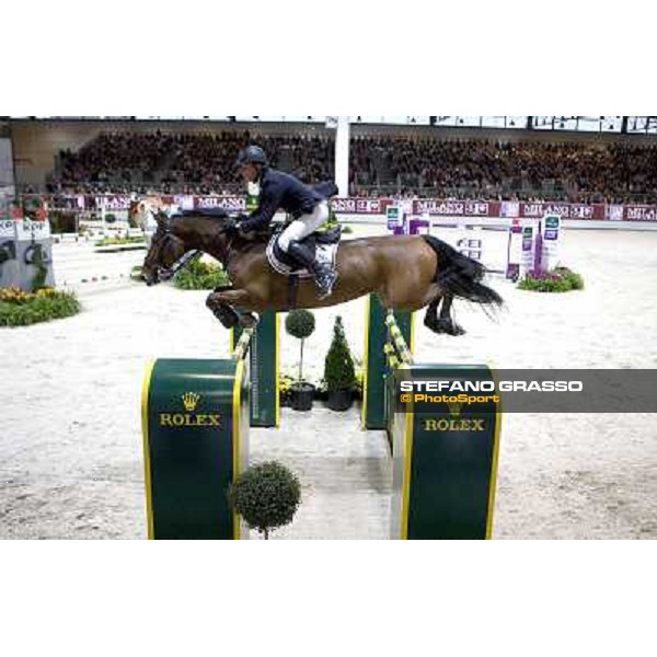 Jeroen Dubbeldam on BMC Van Grunsven Simon wins the Rolex Fei World Cup Jumping- Verona Fieracavalli 2010 Verona, 7th nov. 2010 ph. Stefano Grasso