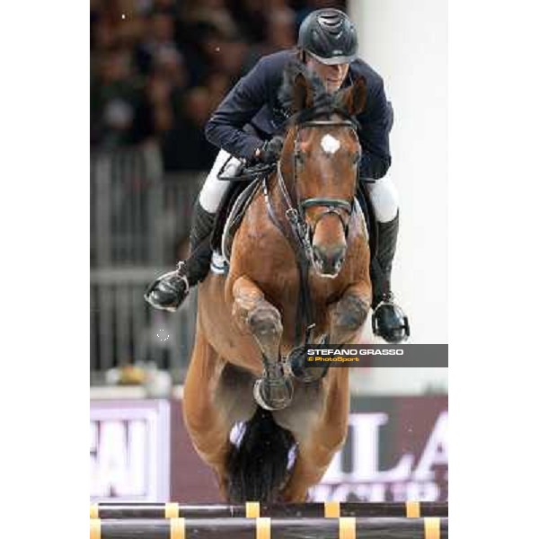 Jeroen Dubbeldam on BMC Van Grunsven Simon wins the Rolex Fei World Cup Jumping- Verona Fieracavalli 2010 Verona, 7th nov. 2010 ph. Stefano Grasso