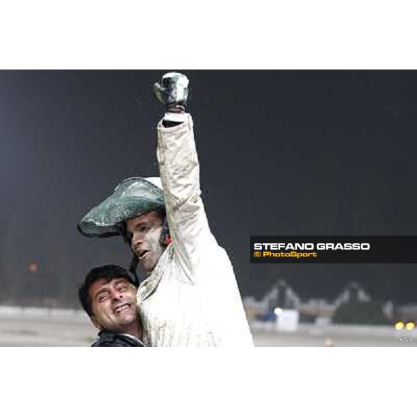 Gran Criterium \'Memorial Piero Biondi\' - Federico Esposito with the owner of Opal Brown Milan - San Siro racetrack, 14th nov. 2010 ph. Stefano Grasso