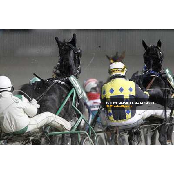 Gran Criterium \'Memorial Piero Biondi\' - Federico with Opal Brown on the bend Milan - San Siro racetrack, 14th nov. 2010 ph. Stefano Grasso
