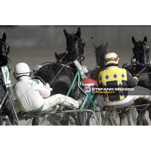 Gran Criterium \'Memorial Piero Biondi\' - Federico with Opal Brown on the bend Milan - San Siro racetrack, 14th nov. 2010 ph. Stefano Grasso