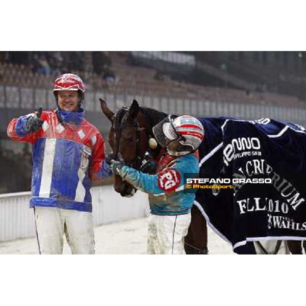 Pietro Gubellini with Otras Bi wins the Gran Criterium Filly Milan - San Siro racetrack, 14th nov. 2010 ph. Stefano Grasso