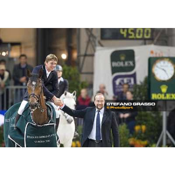 \'10 Jumping Verona - Rolex Fei World Cup Jumping Jeroen Dubbeldam pn BMC Van Grunsven Simon and avv. Andrea Paul Gross Verona, 7th november 2010 ph. Stefano Grasso