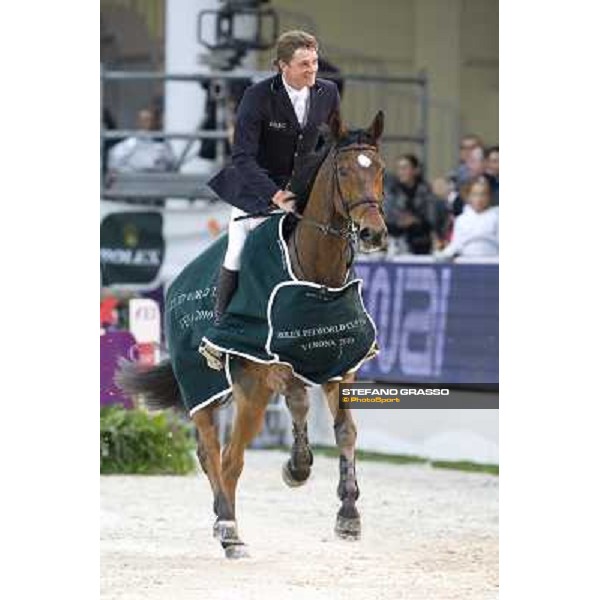 \'10 Jumping Verona - Rolex Fei World Cup Jumping Jeroen Dubbeldam on BMC Van Grunsven Simon Verona, 7th november 2010 ph. Stefano Grasso