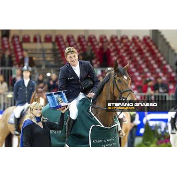\'10 Jumping Verona - Rolex Fei World Cup Jumping the winner Jeroen Dubbeldam on BMC Van Grunsven Simon Verona, 7th november 2010 ph. Stefano Grasso