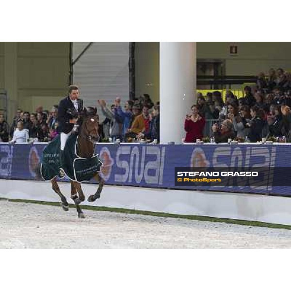 \'10 Jumping Verona - Rolex Fei World Cup Jumping the winner Jeroen Dubbeldam on BMC Van Grunsven Simon Verona, 7th november 2010 ph. Stefano Grasso