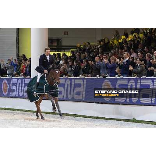 \'10 Jumping Verona - Rolex Fei World Cup Jumping the winner Jeroen Dubbeldam on BMC Van Grunsven Simon Verona, 7th november 2010 ph. Stefano Grasso