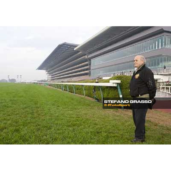 Morning trackworks at Fuchu racecourse - Vittorio Caruso Tokyo, 26th nov. 2010 ph. Stefano Grasso