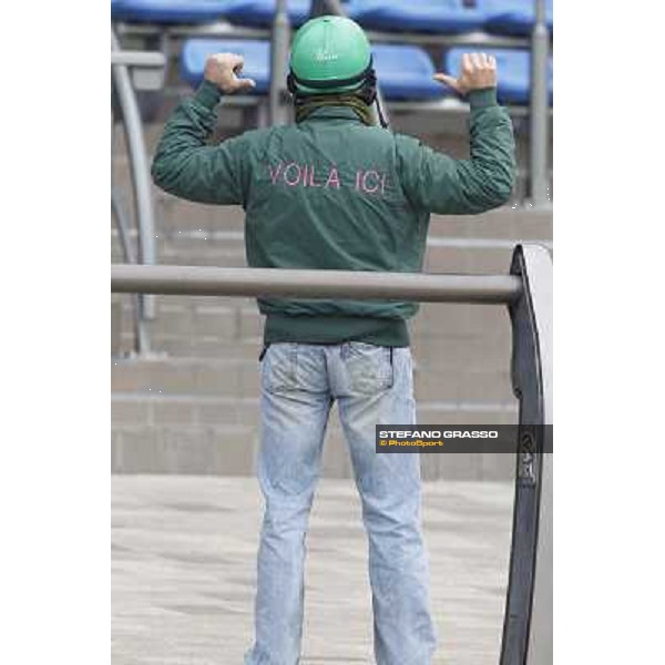 Morning trackworks at Fuchu racecourse - Sergio Urru Tokyo, 26th nov. 2010 ph. Stefano Grasso