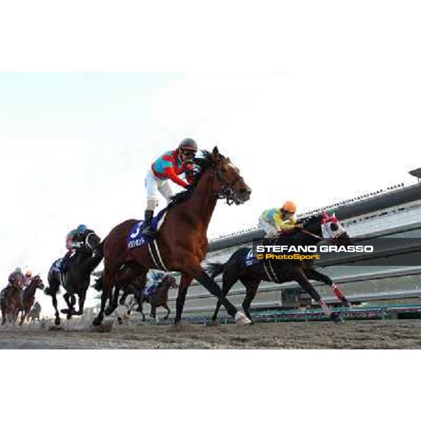 Shiniji Fujita on Transcend wins th Japan Cup Dirt Osaka - Hanshin racecourse, 5th dec. 2010 ph. JRA/Stefano Grasso