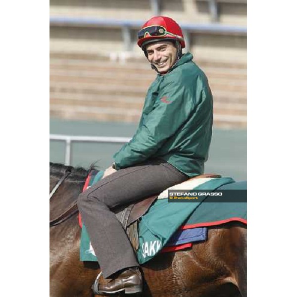 Morning trackworks at Sha Tin racetrack - Endo Botti and Jakkalberry Hong Kong- Sha Tin, 8th dec. 2010 ph. Stefano Grasso