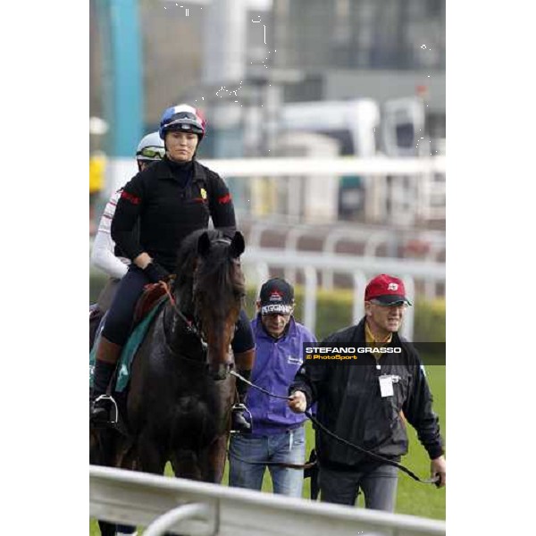 Morning track works at Sha Tin racecourse - Alain de Royer DuprÃ¨ with Americain Hong Kong- Sha Tin, 10th dec. 2010 ph. Stefano Grasso