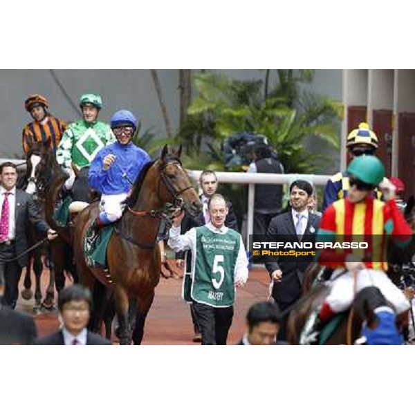 Frankie Dettori on Mastery wins the Cathay Pacific Hong Kong Vase Hong Kong- Sha Tin, 12th dec. 2010 ph. Stefano Grasso