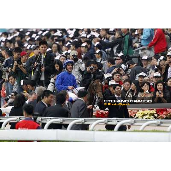 Frankie Dettori on Mastery wins the Cathay Pacific Hong Kong Vase Hong Kong- Sha Tin, 12th dec. 2010 ph. Stefano Grasso