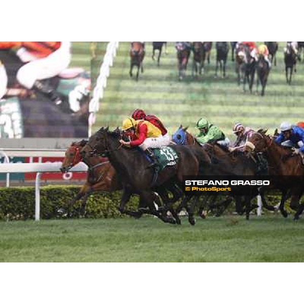 Ryan Moore on Snow Fairy wins the Cathay Pacific Hong Kong Cup Hong Kong- Sha Tin, 12th dec. 2010 ph. Stefano Grasso