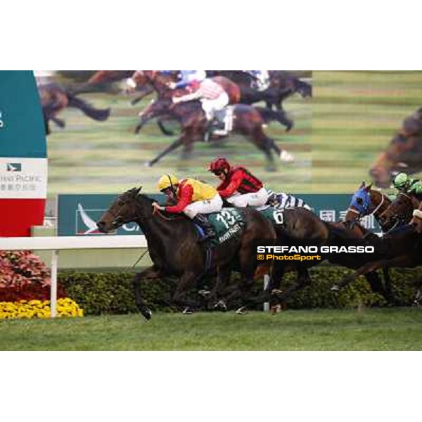 Ryan Moore on Snow Fairy wins the Cathay Pacific Hong Kong Cup Hong Kong- Sha Tin, 12th dec. 2010 ph. Stefano Grasso