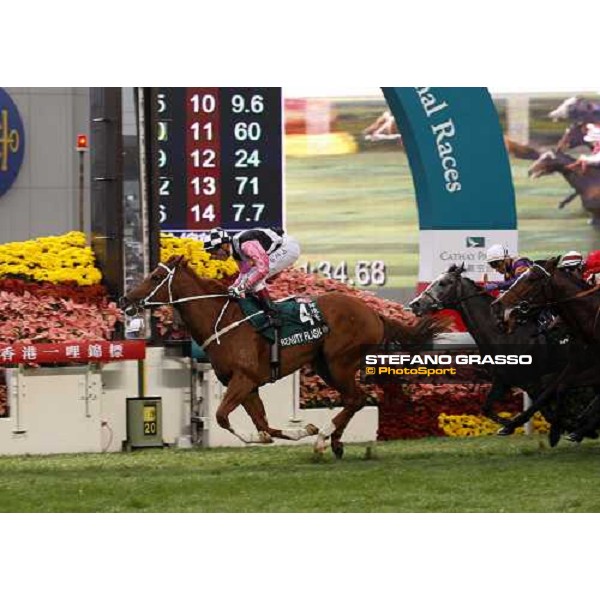 Gerard Mosse on Beauty Flash wins the Cathay Pacific Hong Kong Mile Hong Kong- Sha Tin, 12th dec. 2010 ph. Stefano Grasso