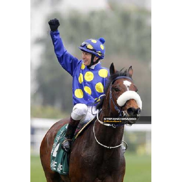 Pier Strydom on J J The Jet Planet wins the Cathay Pacific Hong Kong Sprint Hong Kong- Sha Tin, 12th dec. 2010 ph. Stefano Grasso