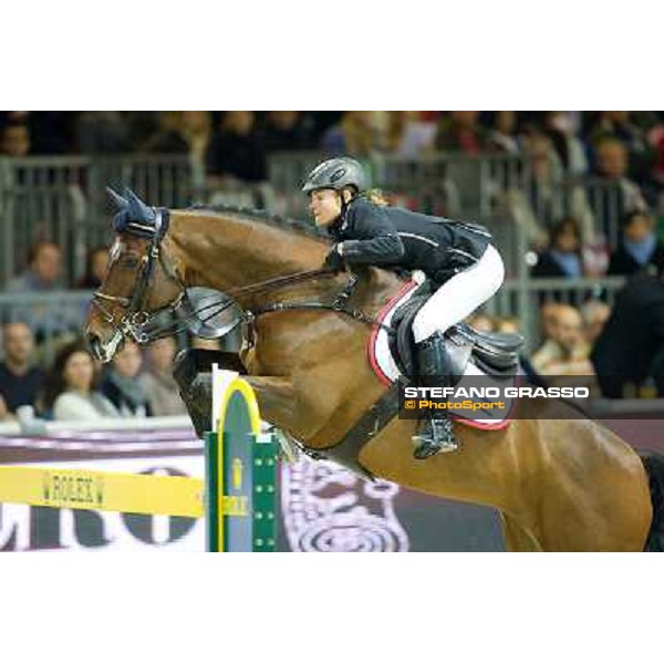 Nina Braaten on Blue Loyd 12 Verona Fieracavalli 2010 Prix 8 - Rolex Fei World Cup Jumping Verona, 7th nov. 2010 ph. Stefano Grasso