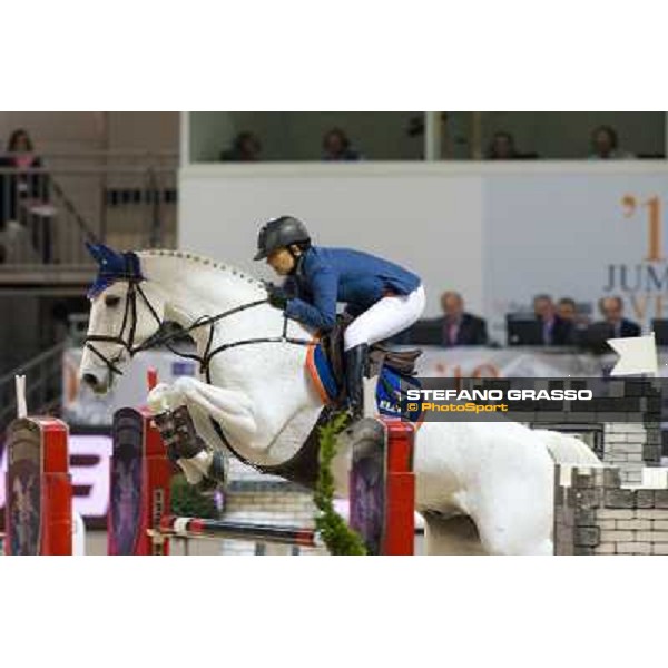 Ligresti Jonella on Contact BZ Verona Fieracavalli 2010 Prix 8 - Rolex Fei World Cup Jumping Verona, 7th nov. 2010 ph. Stefano Grasso