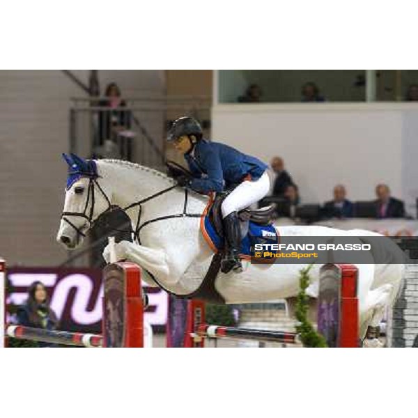 Ligresti Jonella on Contact BZ Verona Fieracavalli 2010 Prix 8 - Rolex Fei World Cup Jumping Verona, 7th nov. 2010 ph. Stefano Grasso