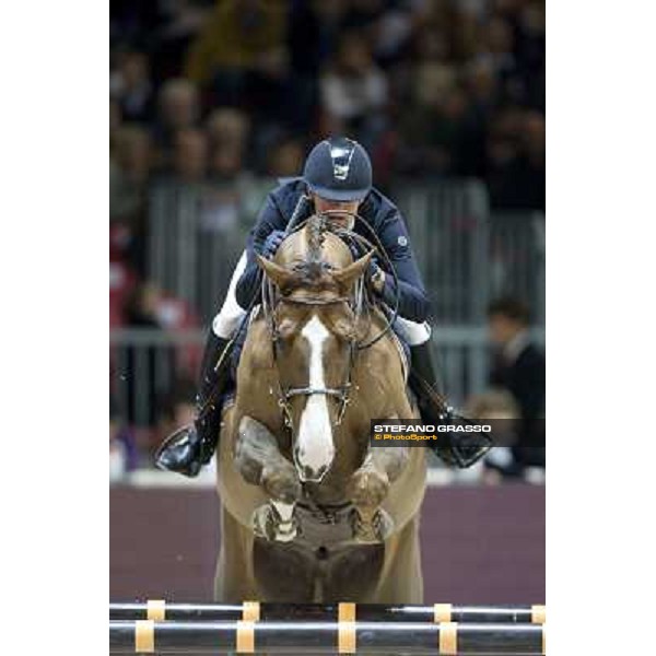 Simon Delestre on Napoli du Ry Verona Fieracavalli 2010 Prix 8 - Rolex Fei World Cup Jumping Verona, 7th nov. 2010 ph. Stefano Grasso