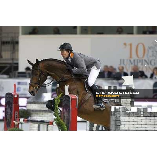 Ludger Beerbaum on Chaman Verona Fieracavalli 2010 Prix 8 - Rolex Fei World Cup Jumping Verona, 7th nov. 2010 ph. Stefano Grasso