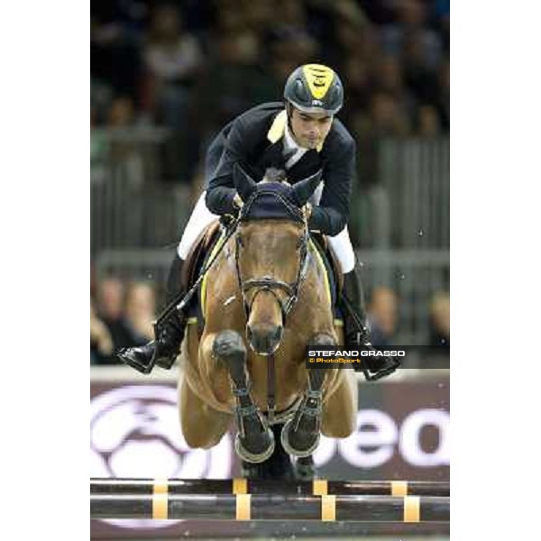 Rodrigo Pessoa on Let\'s Fly Verona Fieracavalli 2010 Prix 8 - Rolex Fei World Cup Jumping Verona, 7th nov. 2010 ph. Stefano Grasso