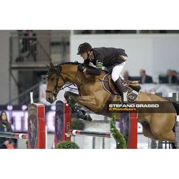Kevin Staut on Le Prestige St Lois de Hus Verona Fieracavalli 2010 Prix 8 - Rolex Fei World Cup Jumping Verona, 7th nov. 2010 ph. Stefano Grasso