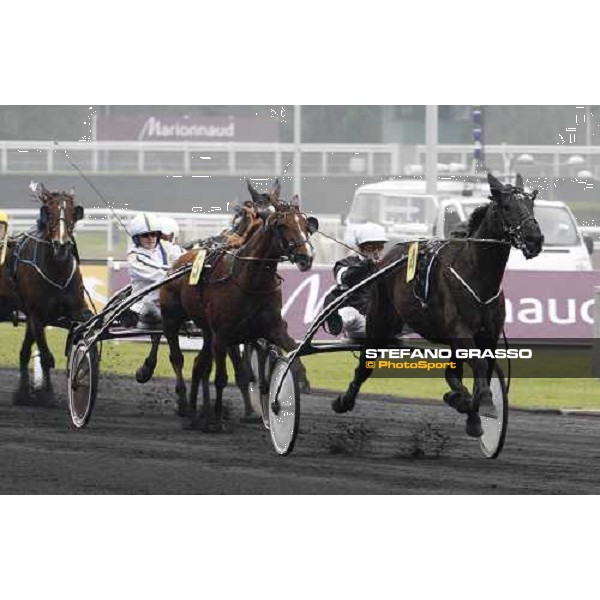 Eric Raffin with Rapid Lebel wins the Prix du Luxembourg Paris-Vincennes, 29th january 2011 ph. Stefano Grasso