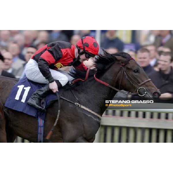 Graham Gibbons wins his first group race, the Cornwallis on Castelletto pic Bill Selwyn 16-10-04