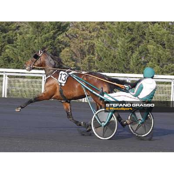 Grand Prix d\'Amerique 2011 - Frank Nivard with Ready Cash wins the Grand Prix d\'Amerique Paris-Vincennes, 30th january 2011 ph. Stefano Grasso