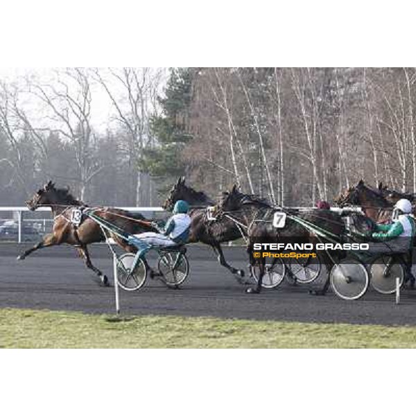 Grand Prix d\'Amerique 2011 - Frank Nivard with Ready Cash wins the Grand Prix d\'Amerique Paris-Vincennes, 30th january 2011 ph. Stefano Grasso