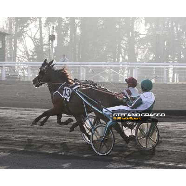 Grand Prix d\'Amerique 2011 - Frank Nivard with Ready Cash wins the Grand Prix d\'Amerique Paris-Vincennes, 30th january 2011 ph. Stefano Grasso