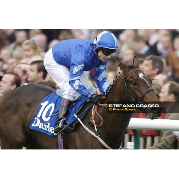 Shamardal wins pic Bill Selwyn 16-10-04