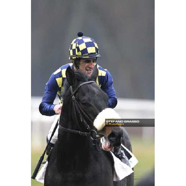 Fabio Branca and Dagda Mor win the Premio Enrico Camici Pisa - San Rossore racetrack, 13th february 2011 ph.Stefano Grasso - www.stefanograsso.com