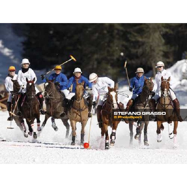 Ruinart vs. Le Noir - Polo Ladies\' Cup on Snow Lake of Misurina, 25th febr. 2011 ph.Stefano Grasso - www.stefanograsso.com