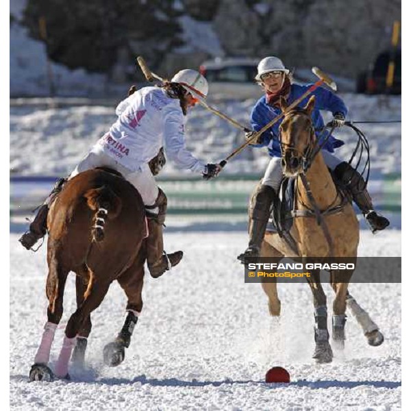 Ruinart vs. Le Noir - Polo Ladies\' Cup on Snow Lake of Misurina, 25th febr. 2011 ph.Stefano Grasso - www.stefanograsso.com