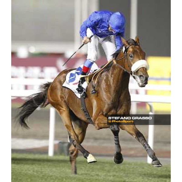 Frankie Dettori on Rewilding wins the Dubai Sheema Classic Dubai - Meydan, 26th march 2011 ph.Stefano Grasso