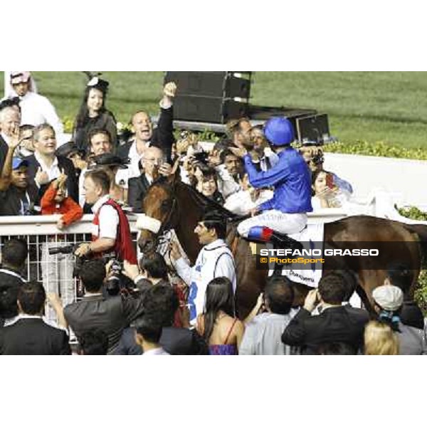 Frankie Dettori on Rewilding after winning the Dubai Sheema Classic Dubai - Meydan, 26th march 2011 ph.Stefano Grasso