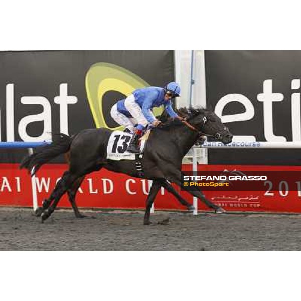Frankie Dettori on Skysurfers wins the Godolphin Mile beating Richard Hills on Mufarrh Dubai - Meydan, 26th march 2011 ph.Stefano Grasso
