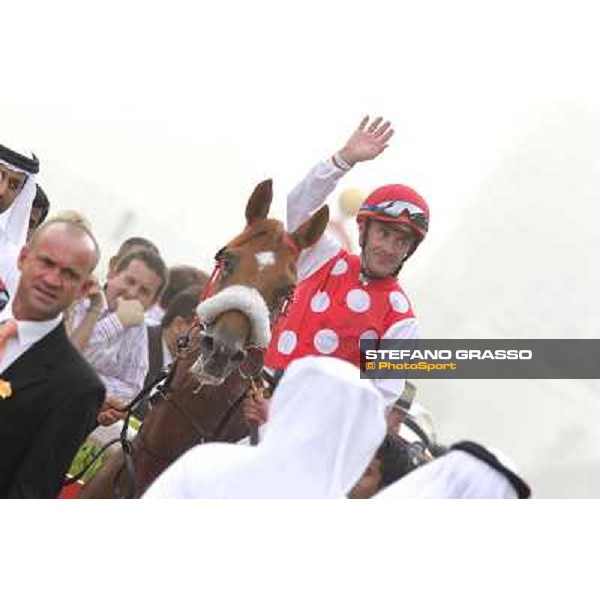 Olivier Peslier on Seraphin du Paon after winning the Dubai Kahayla Classic Dubai - Meydan, 26th march 2011 ph.Stefano Grasso
