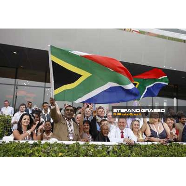 Dubai World Cup 2011 - Moments and Emotions - J J The Jet Plane south african supporters Dubai - Meydan, 26th march 2011 ph.Stefano Grasso