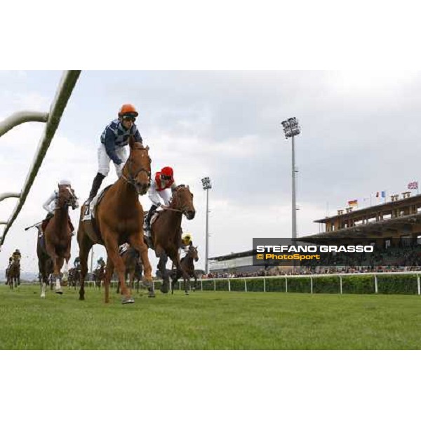 Salvatore Sulas on Al Rep wins the Premio Parioli beating Duchamp and The Confessor Rome, Capannelle racetrack, 17th april 2011 ph.Stefano Grasso