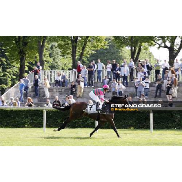 The Derby winners Mirco Demuro and Worthadd Milan - San Siro racetrack, 24th april 2011 ph.Stefano Grasso