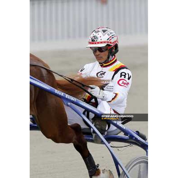 Roberto Vecchione warming up with Nesta Effe Milan- San Siro racetrack, 25th april 2011 ph.Stefano Grasso