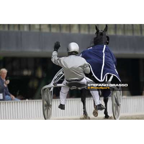 Marco Guzzinati and Negresco Milar after winning the Gran Premio d\'Europa Milan- San Siro racetrack, 25th april 2011 ph.Stefano Grasso