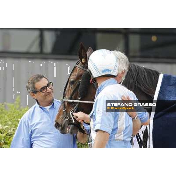 Ok America after winning the Premio Emilia Milan- San Siro racetrack, 25th april 2011 ph.Stefano Grasso