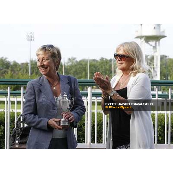 Franca Vittadini and Isabella Bezzera Milan- San Siro racetrack, 24th april 2011 ph.Stefano Grasso