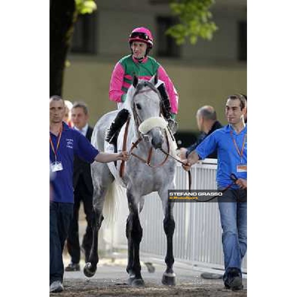Mirco Demuro on Voila Ici Milan- San Siro racetrack, 24th april 2011 ph.Stefano Grasso